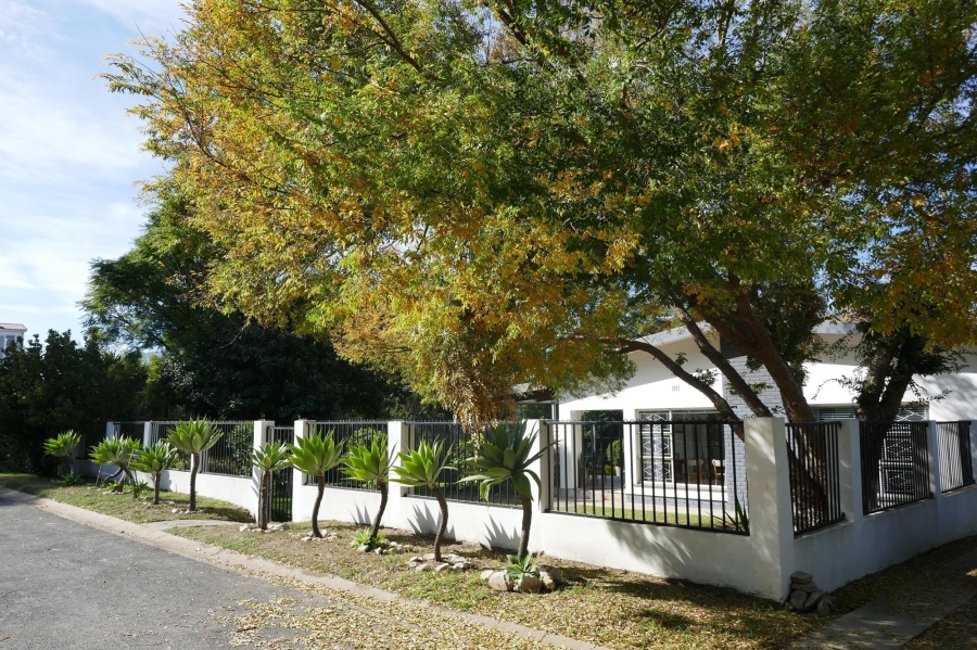 4 Bedroom Property for Sale in Villiersdorp Western Cape